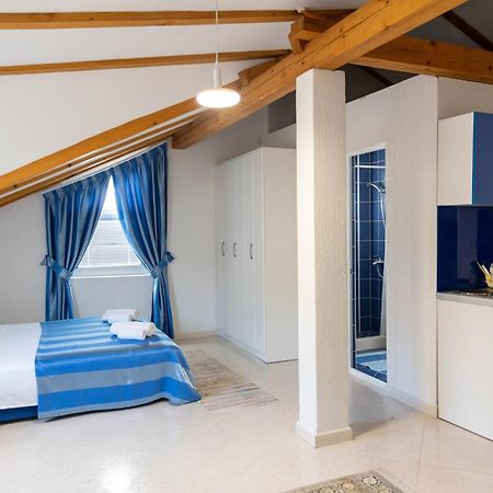 Guest House Aldin Улцинь Экстерьер фото