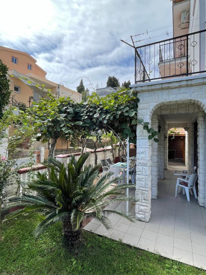 Guest House Aldin Улцинь Экстерьер фото