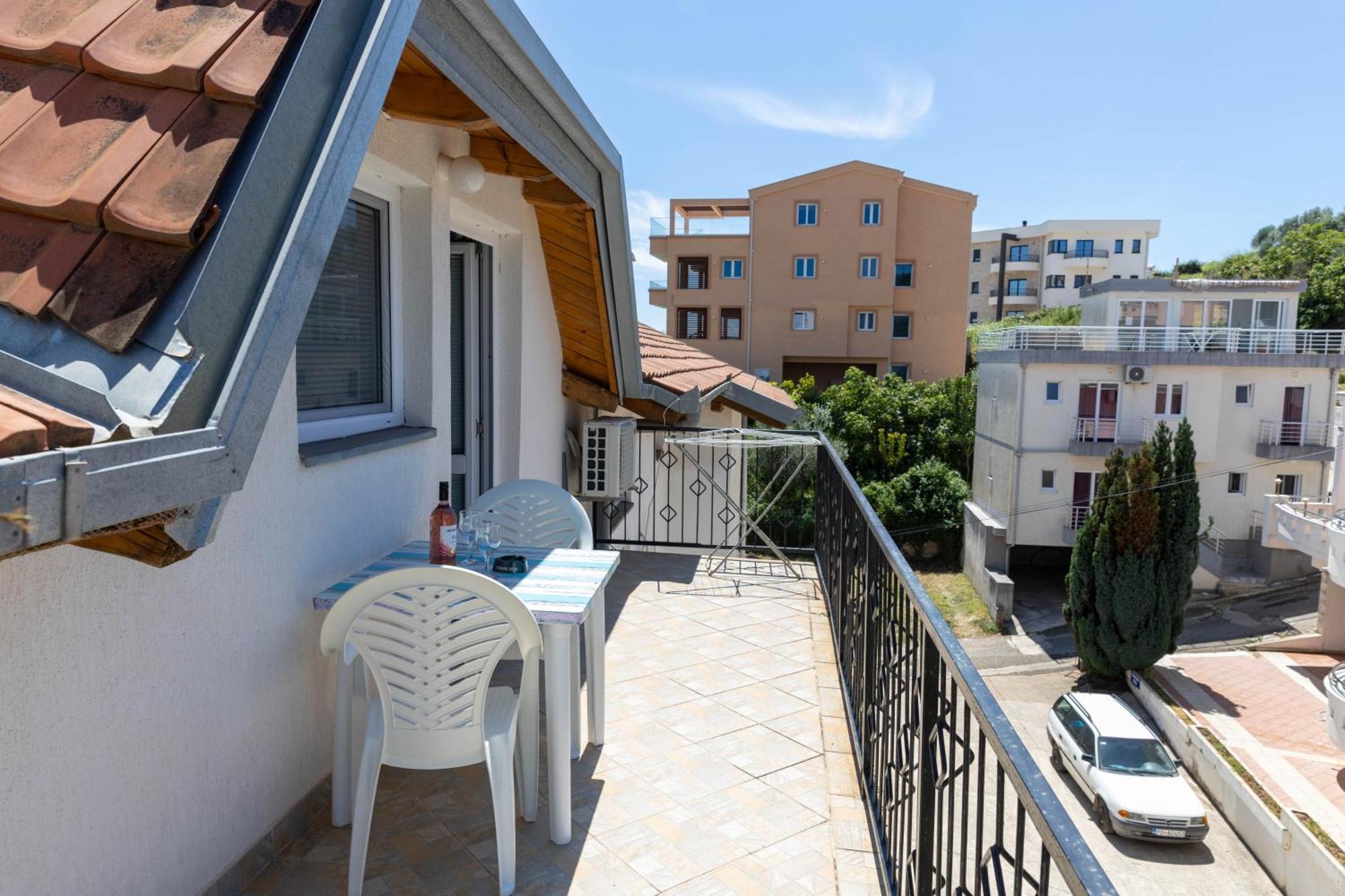 Guest House Aldin Улцинь Экстерьер фото