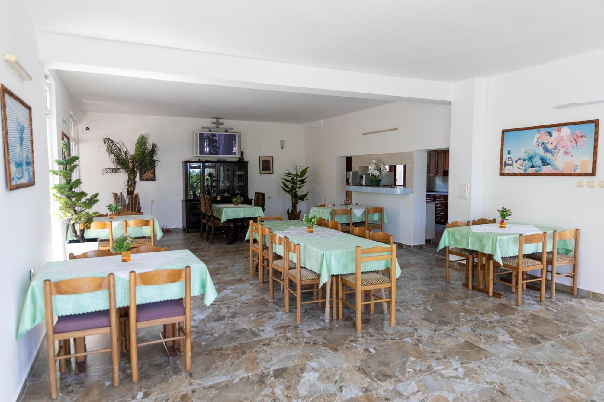 Guest House Aldin Улцинь Экстерьер фото