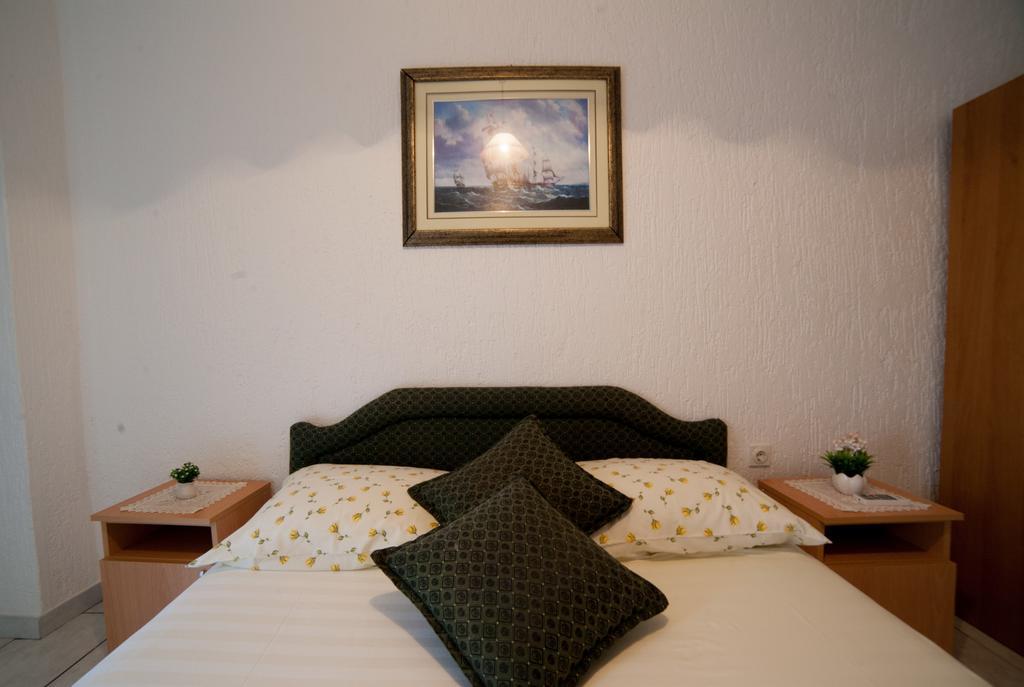 Guest House Aldin Улцинь Экстерьер фото