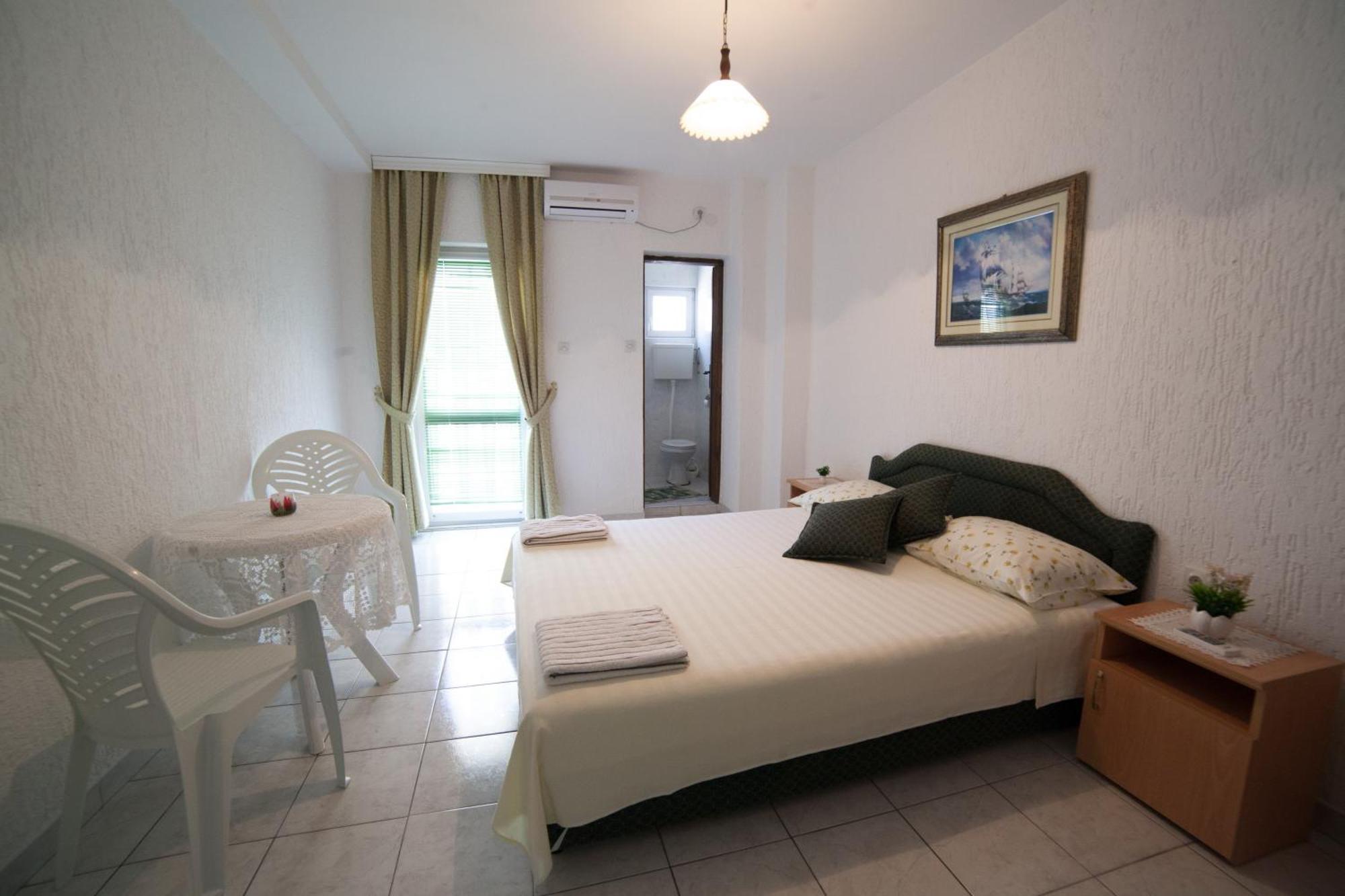 Guest House Aldin Улцинь Экстерьер фото