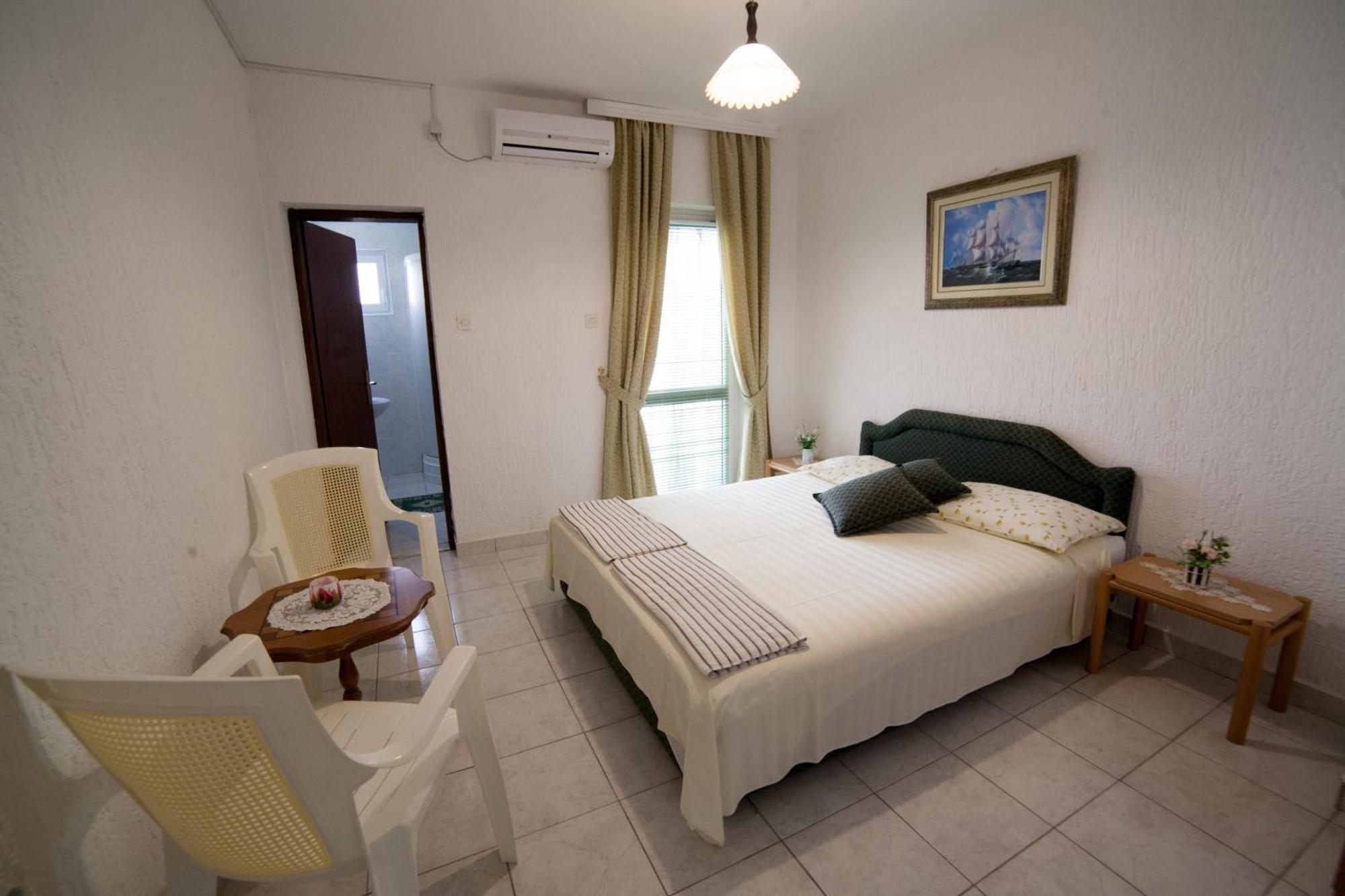 Guest House Aldin Улцинь Экстерьер фото