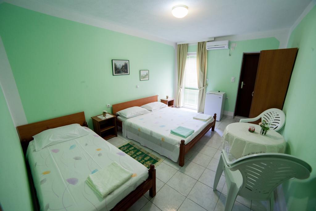 Guest House Aldin Улцинь Экстерьер фото