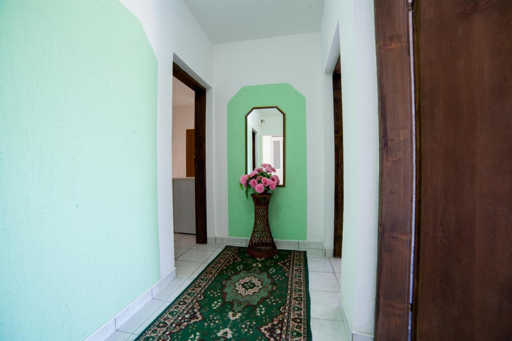 Guest House Aldin Улцинь Экстерьер фото