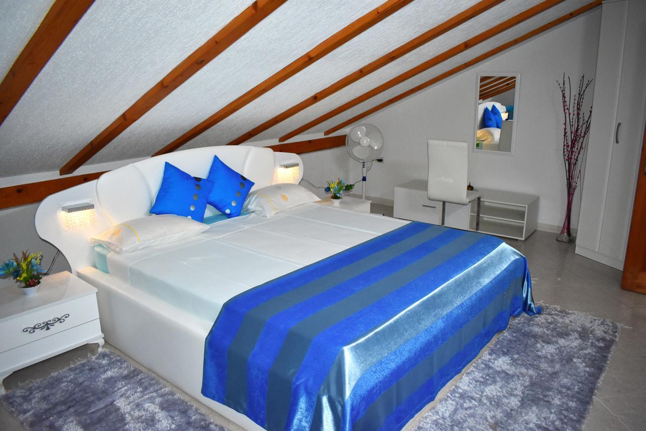 Guest House Aldin Улцинь Экстерьер фото