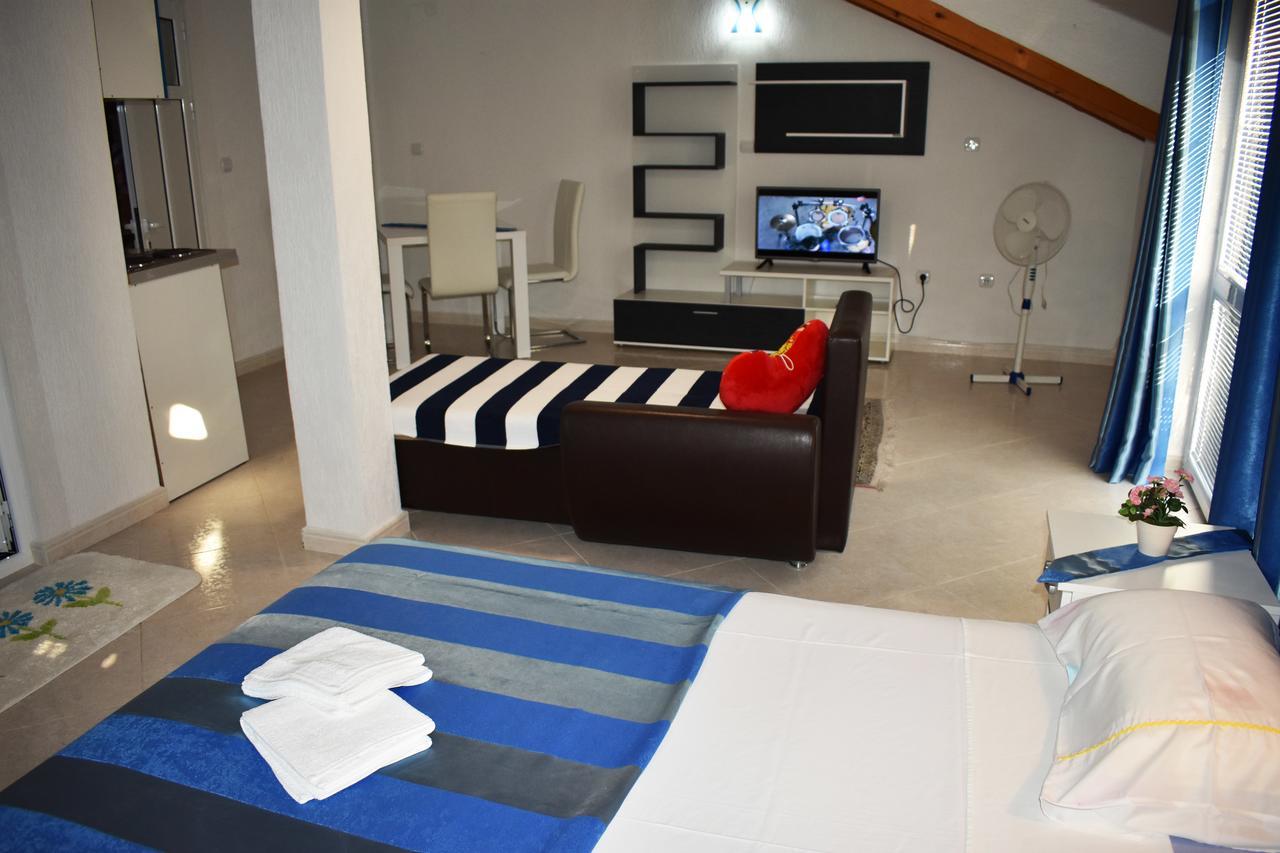 Guest House Aldin Улцинь Экстерьер фото